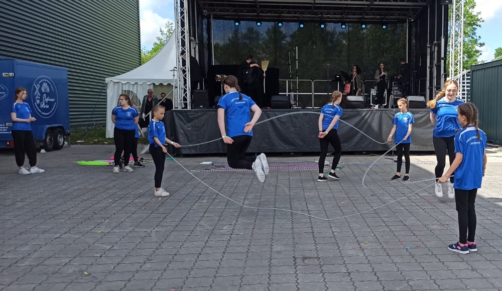 Rope skipping 1